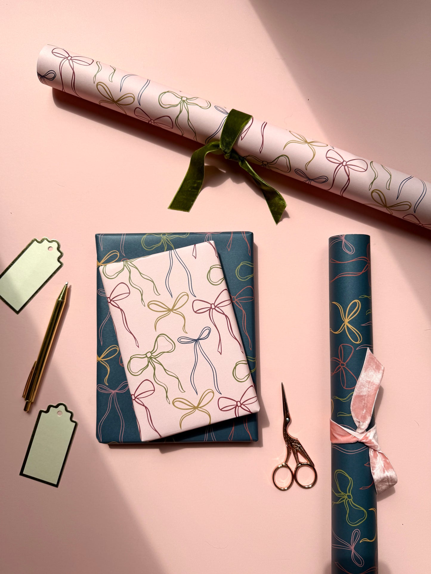 Luxury Bow Pattern Wrapping Paper