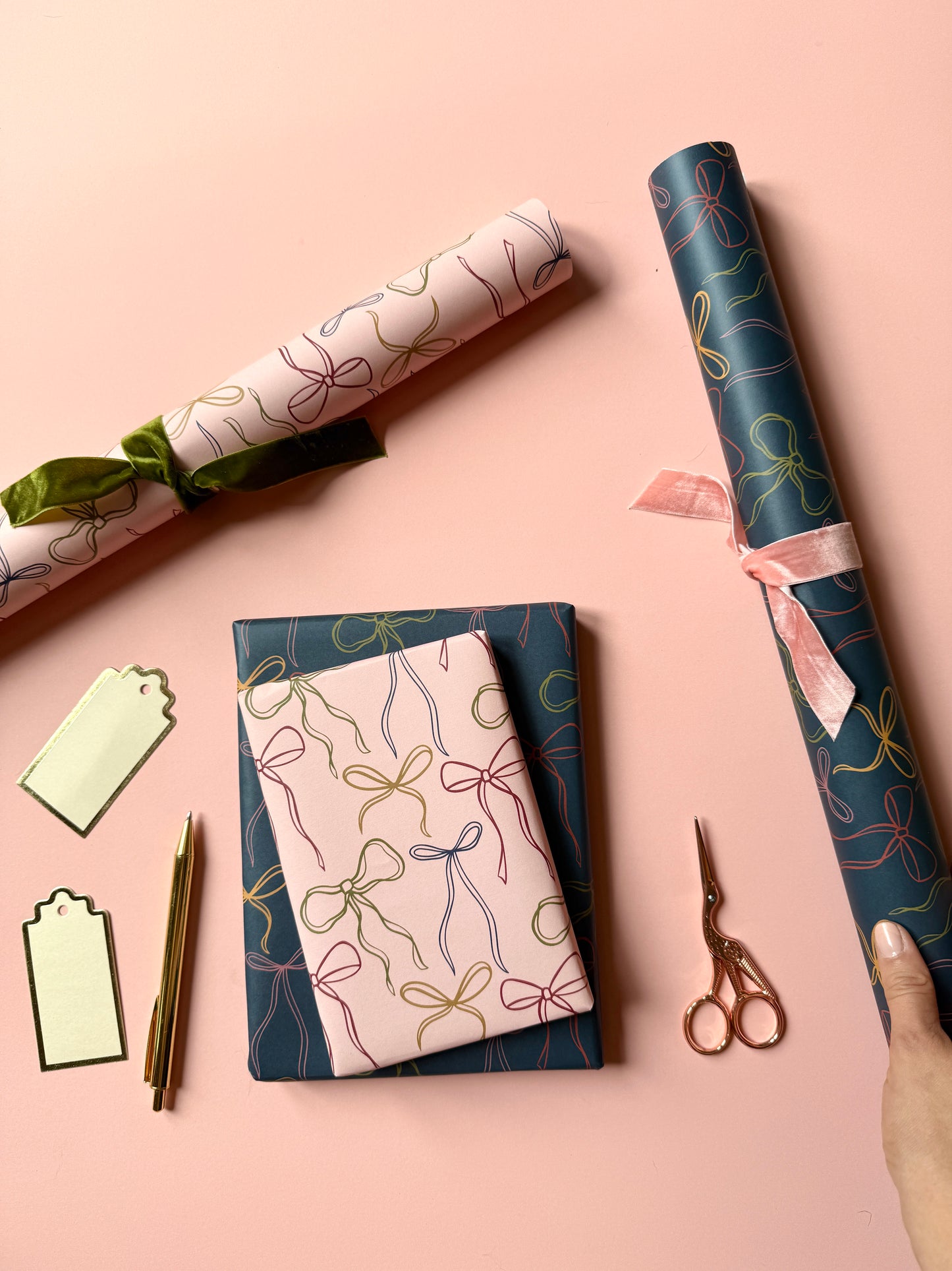 Luxury Bow Pattern Wrapping Paper
