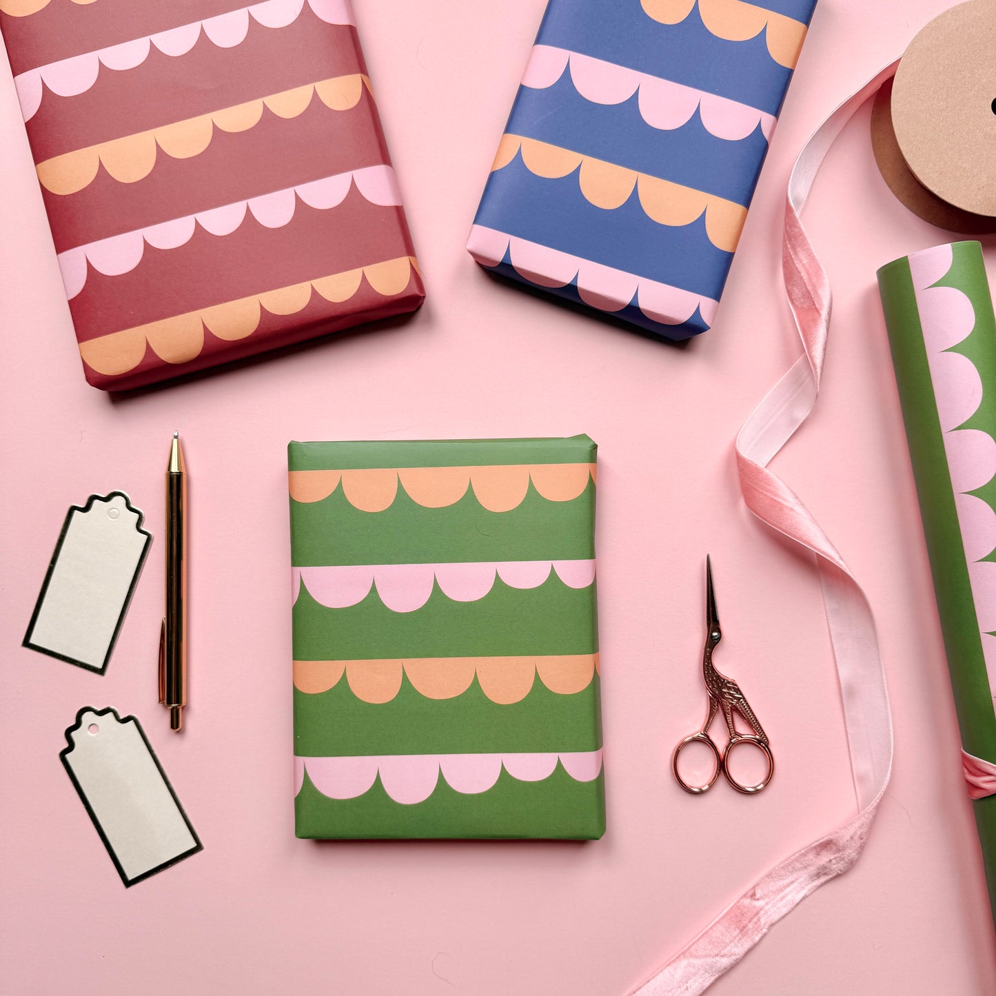 Luxury Scallop Pattern Wrapping Paper