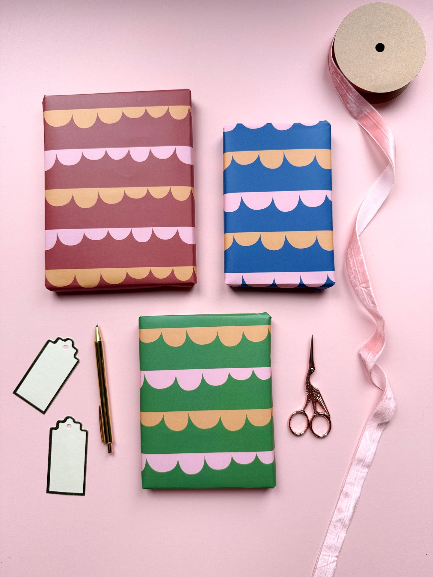 Luxury Scallop Pattern Wrapping Paper