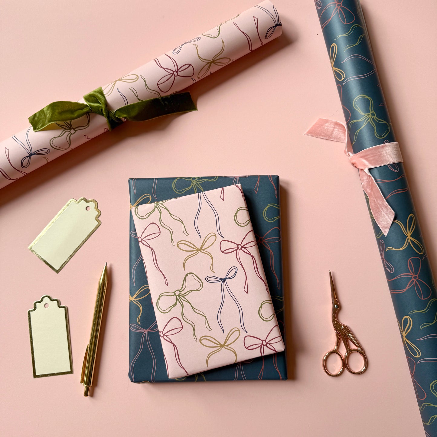 Luxury Bow Pattern Wrapping Paper